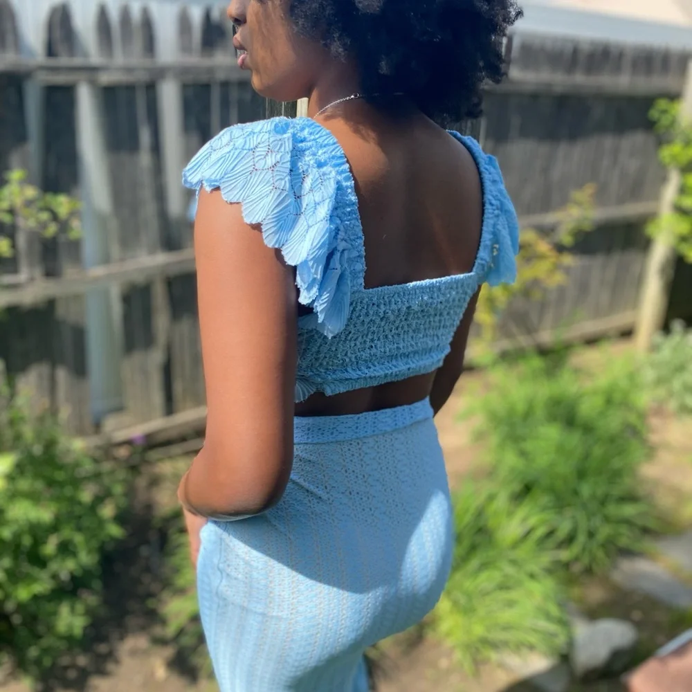 Blue Lace Skirt Set - Picture 4 of 7